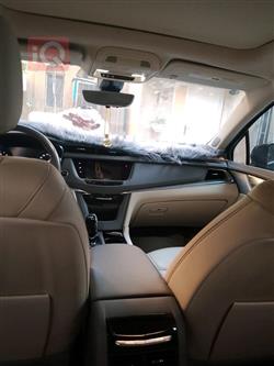 کادیلاک XT5
